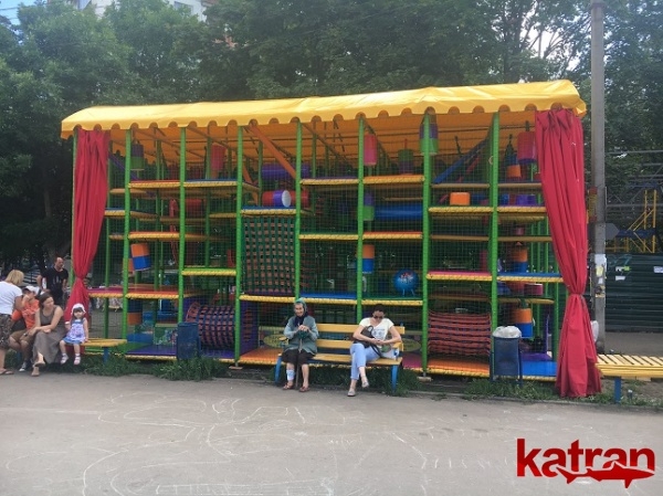   Лабиринт 8x4x4 